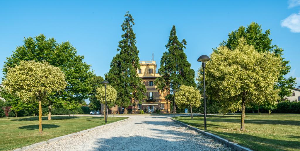 Hotel Villa Liberty Pontecurone المظهر الخارجي الصورة
