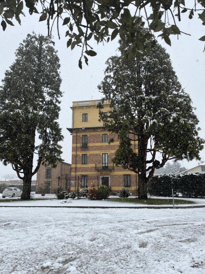 Hotel Villa Liberty Pontecurone المظهر الخارجي الصورة